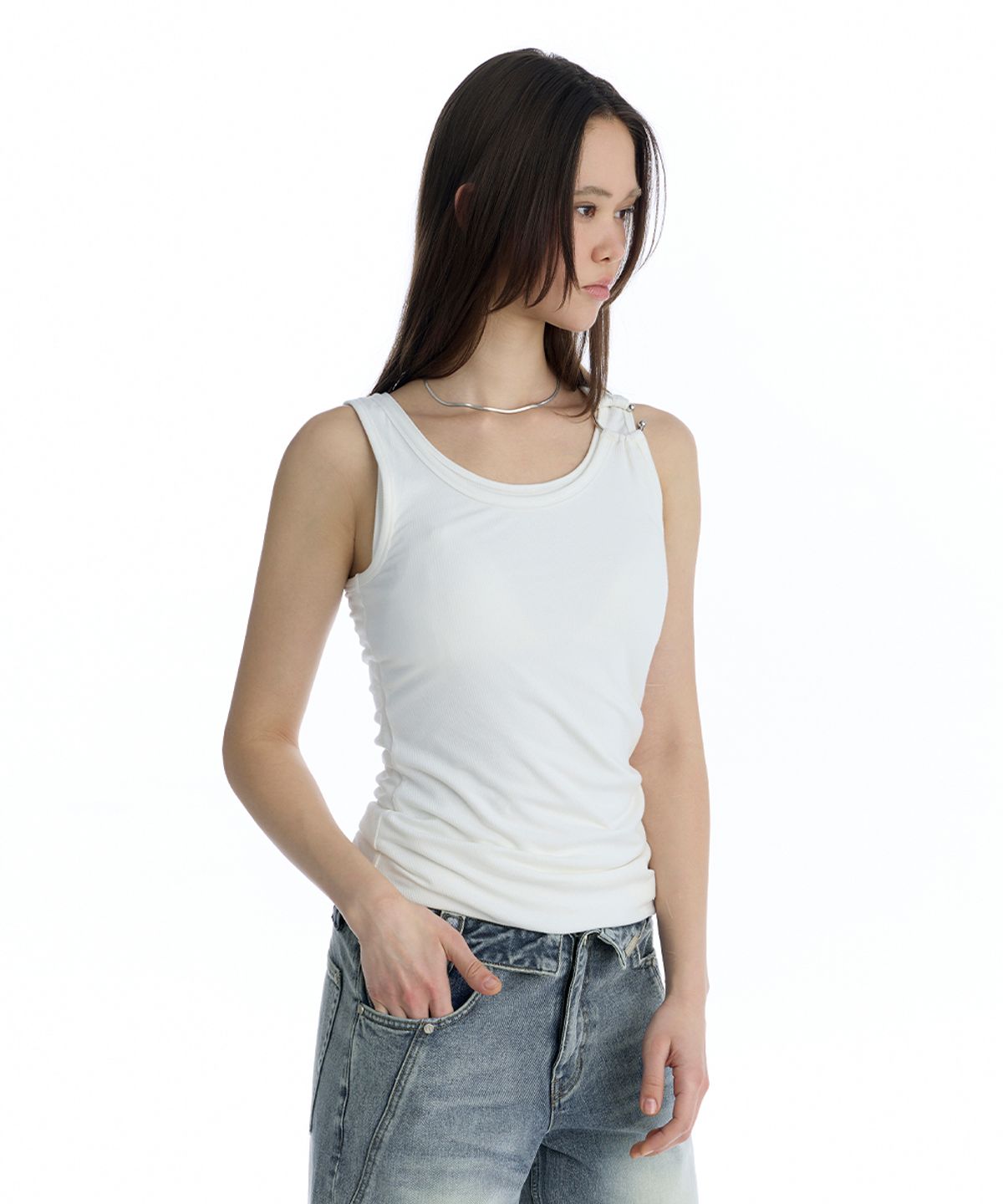 트리밍버드(TREEMINGBIRD) Double Layered Ring Sleeveless Top [ White ]