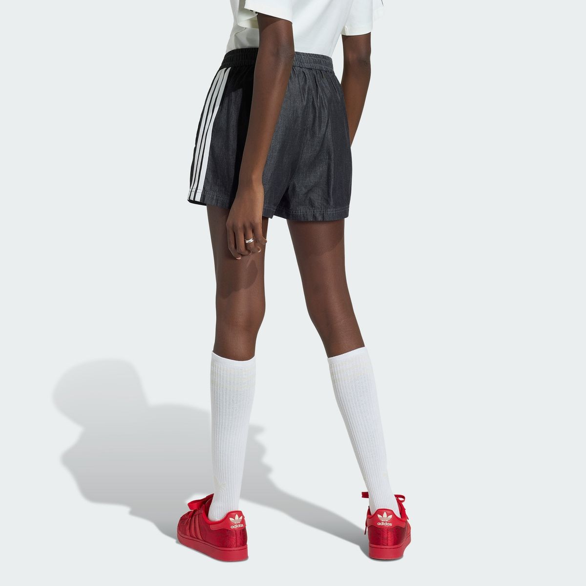 아디다스(ADIDAS) 서머 글로우 데님 숏 팬츠 - 미디엄데님 / KY3171