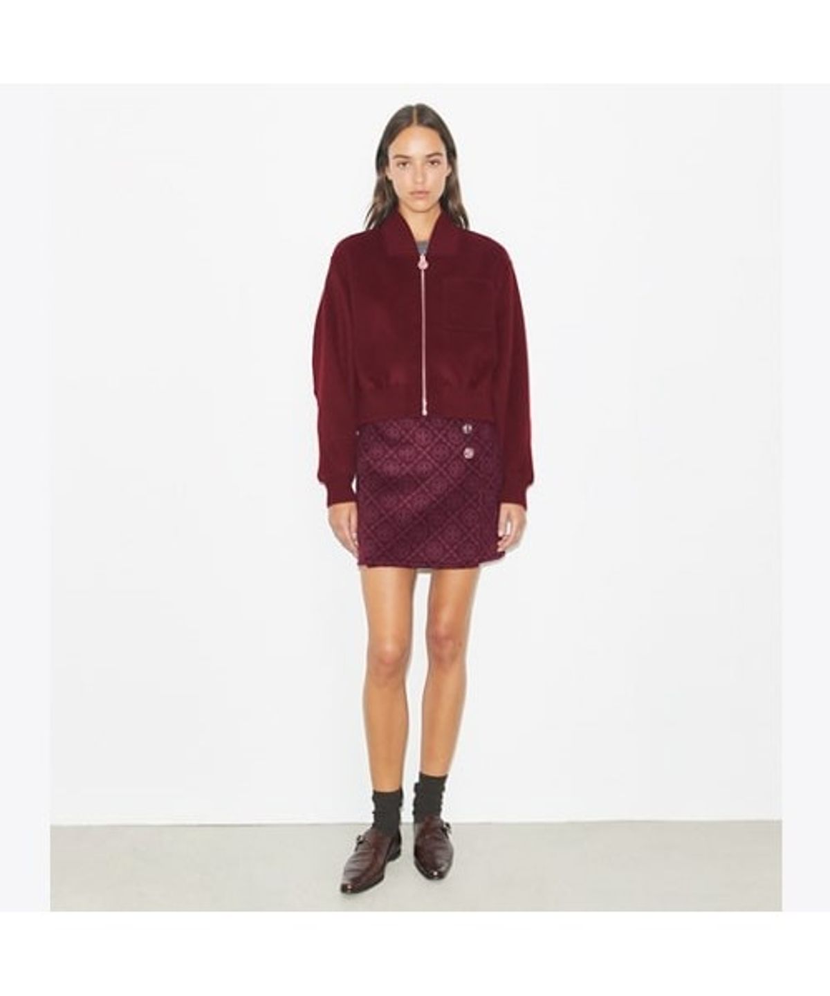 토리버치(TORYBURCH) 리버서블 울 자켓 - 버건디 티모노그램 자카드