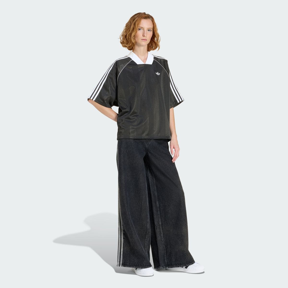 아디다스(ADIDAS) 3-스트라이프 자카드 티셔츠 - 블랙:화이트 / KD2904