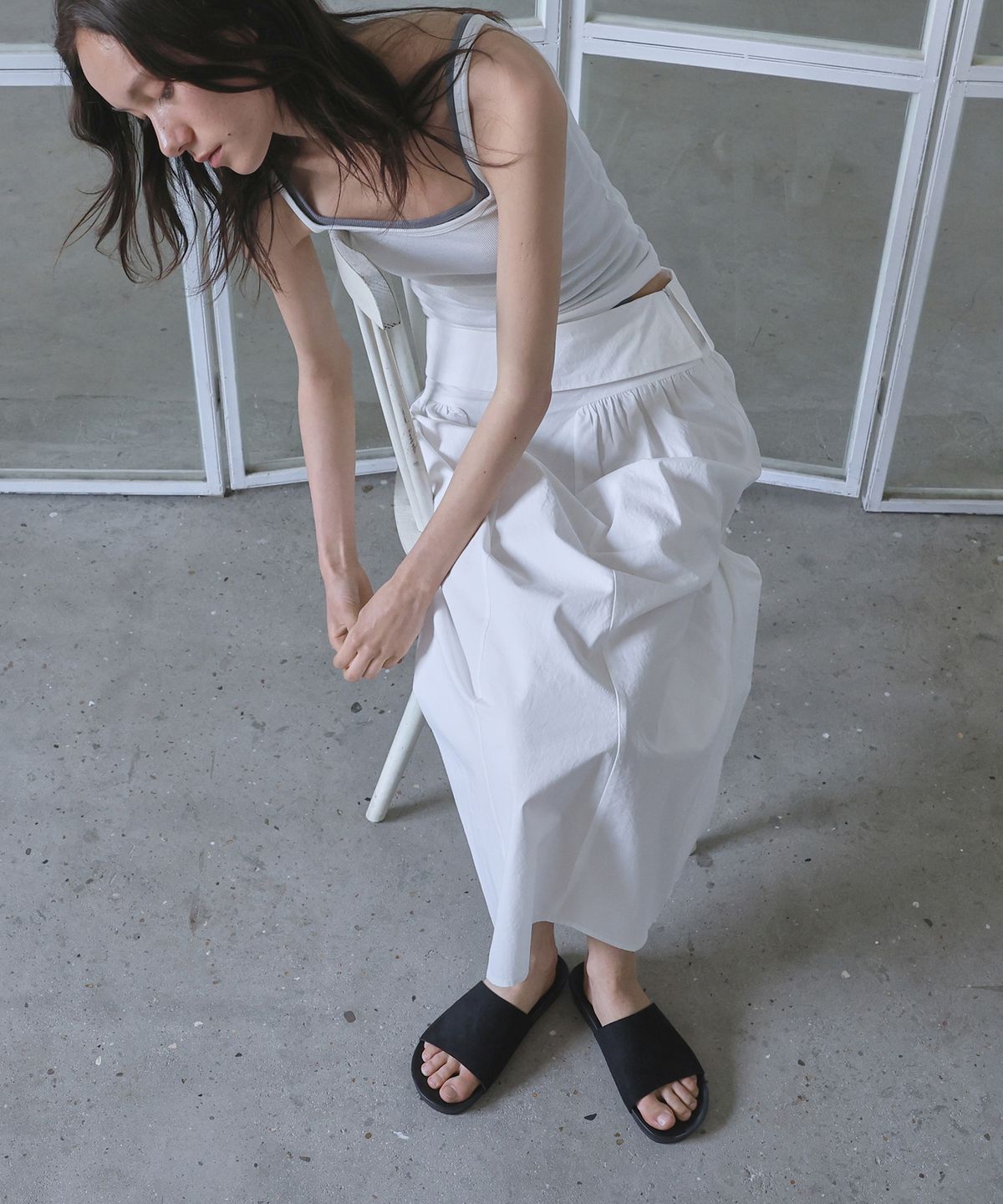 에퓨레(EPURE) MUTE Suede Flat Slides (2color)