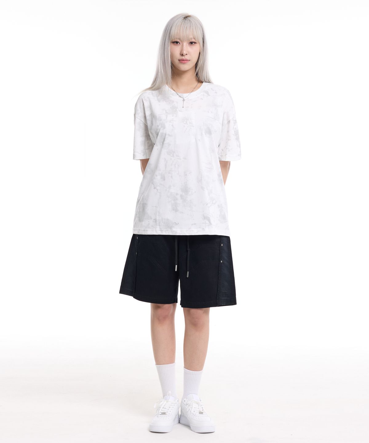 크림소다랩(CREAM SODA LAB) 워시드 로고 자수 프론트 절개 숏팬츠 블랙