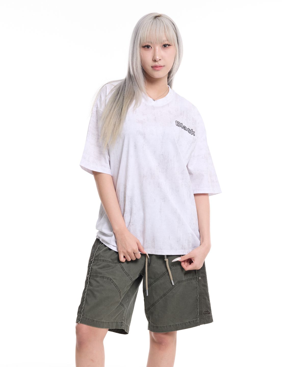 크림소다랩(CREAM SODA LAB) 워시드 로고 자수 프론트 절개 숏팬츠 카키