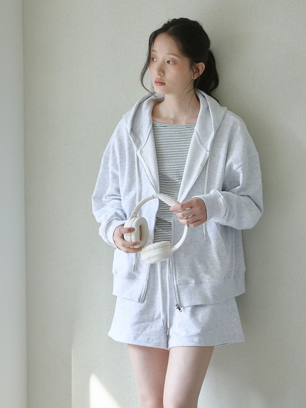 로브로브(LOVLOV) [SET] 소프트 집업 후디 + 소프트 조거 쇼츠 세트_(2color)