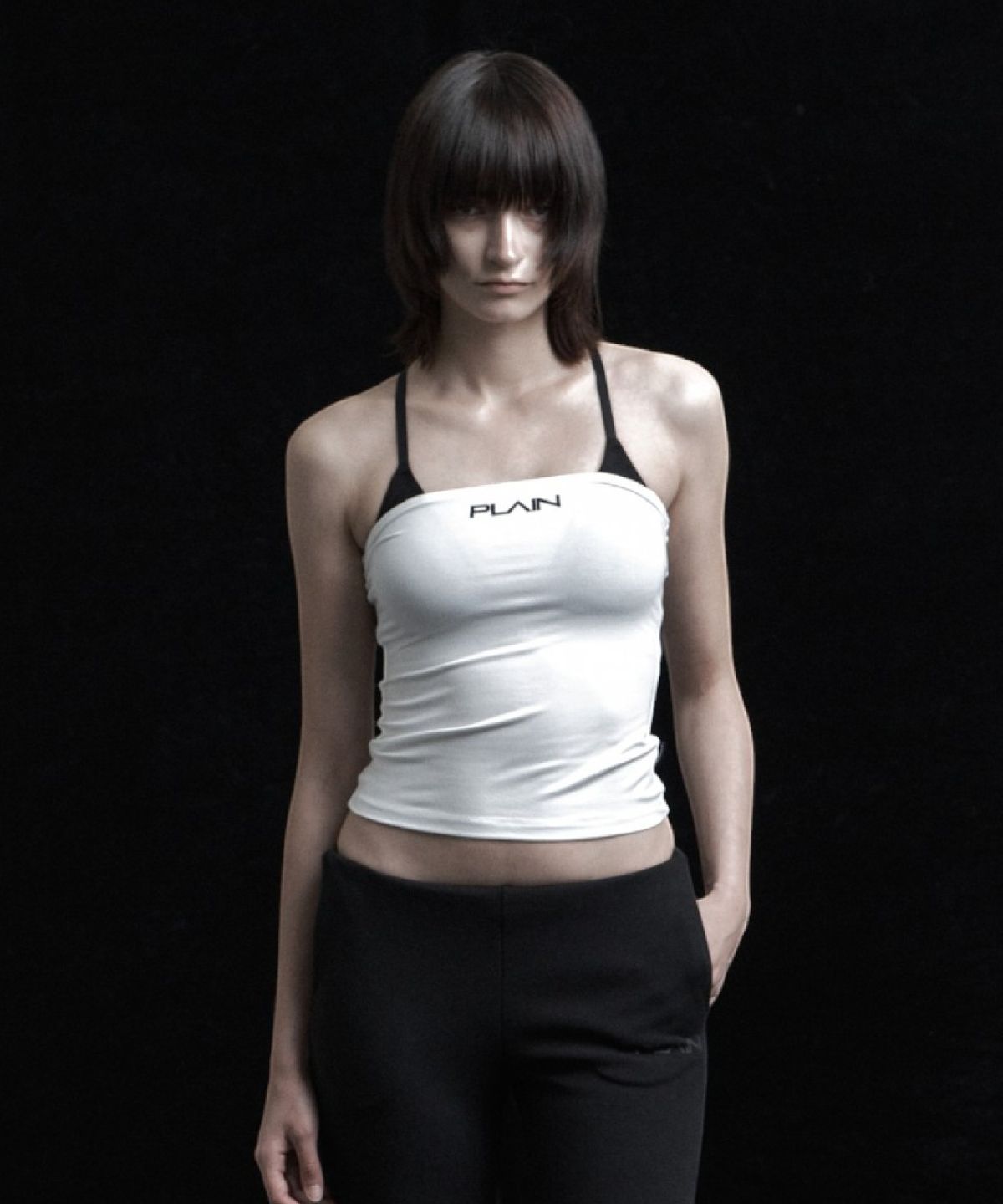 시너진(SYNERJYN) PLAIN BASIC TOP WHITE