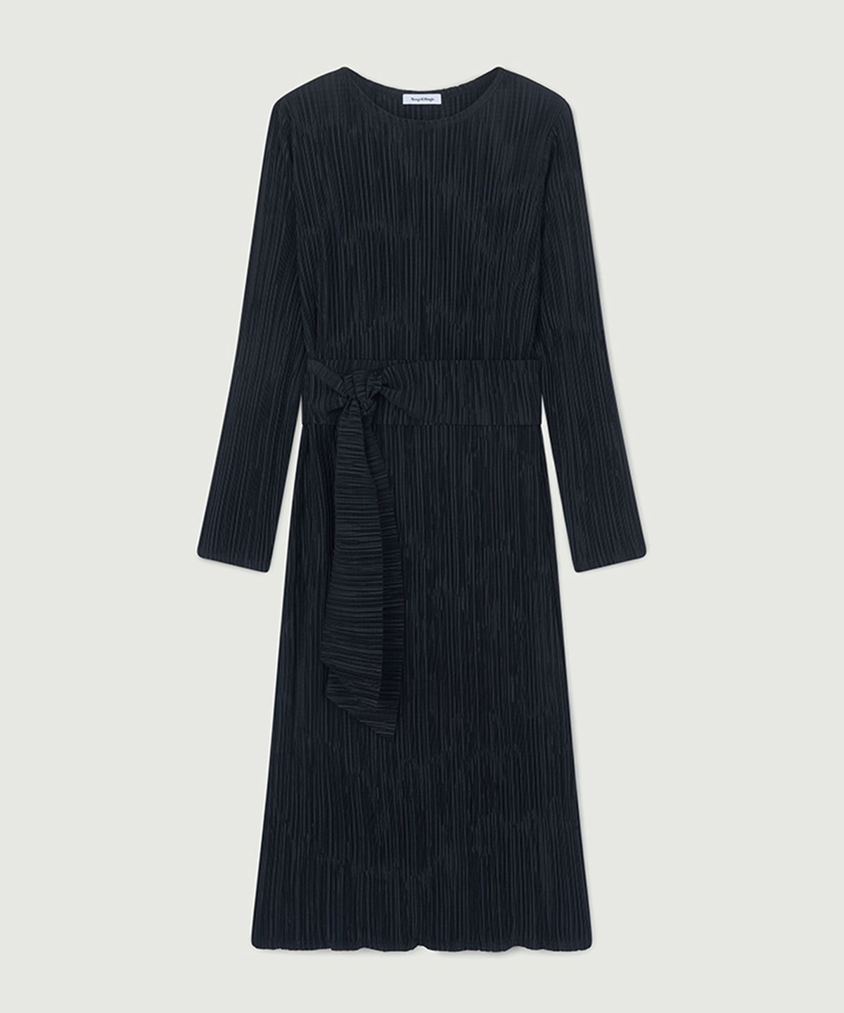 머지앤밍글(MERGE&MINGLE) Iconic Pleats Maxi Belted Dress (Black)