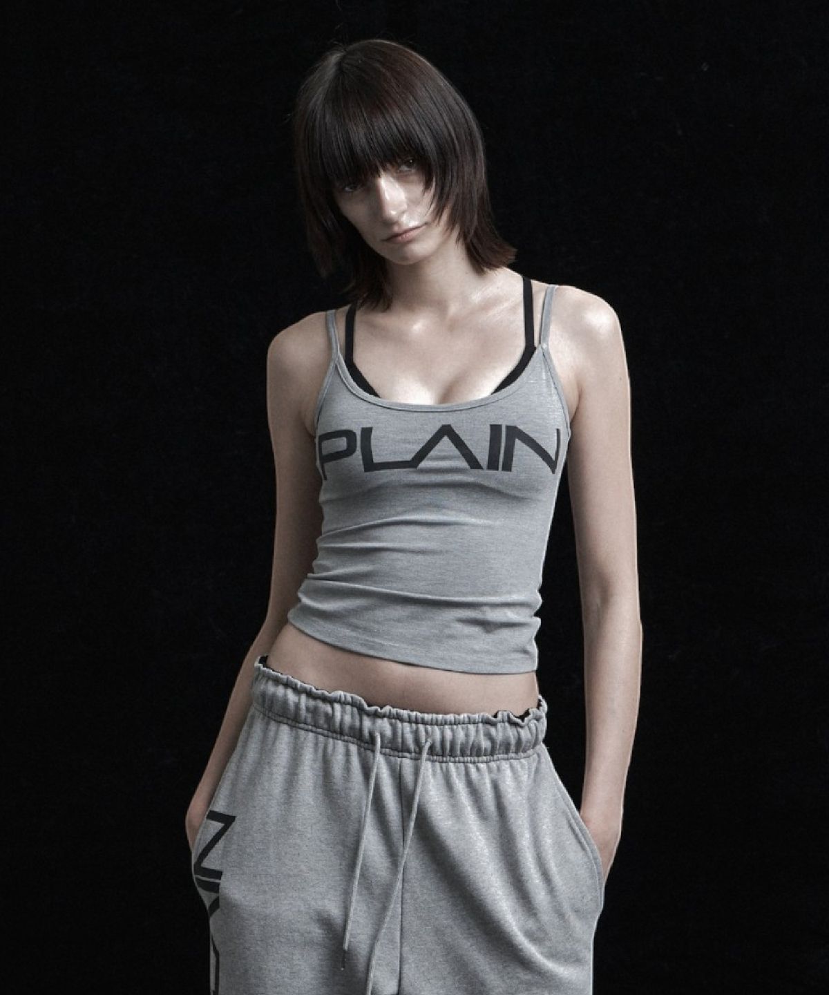 시너진(SYNERJYN) PLAIN BOLD SLEEVELESS MELANGE