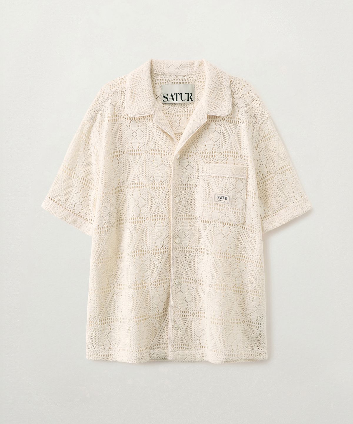 세터(SATUR) 크로셰 칼라 하프 셔츠 크림