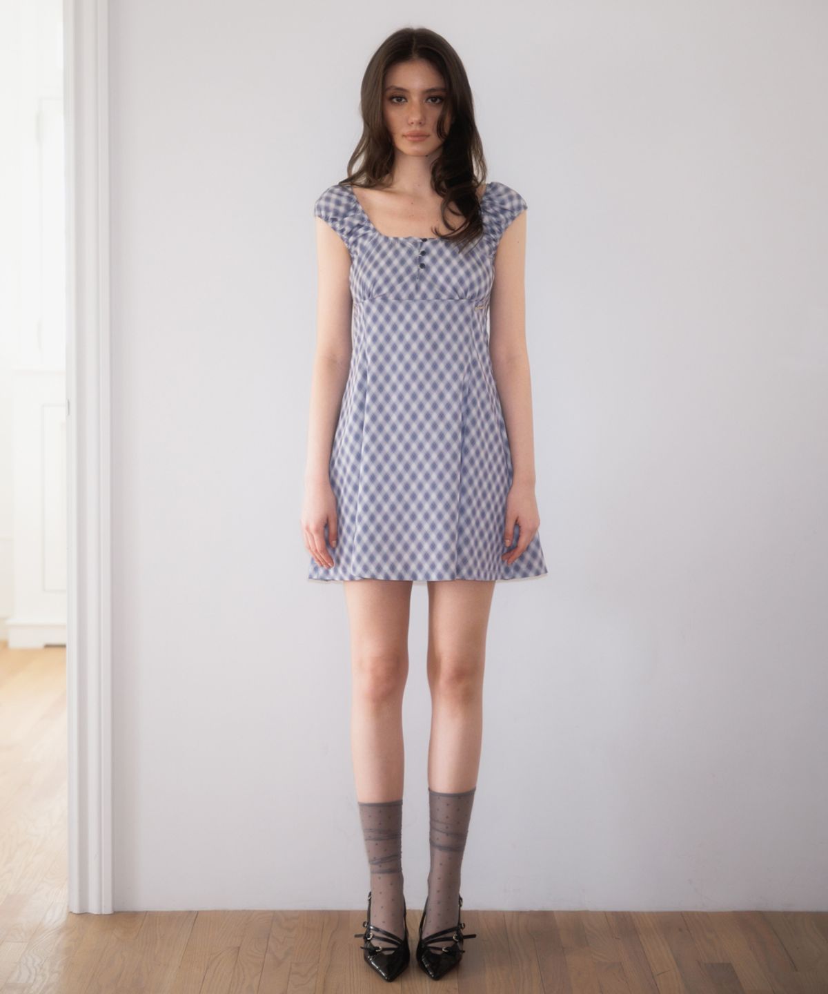 로제프란츠(ROSEFRANTZ) Puff Sleeve Romantic Mini Dress [Navy]