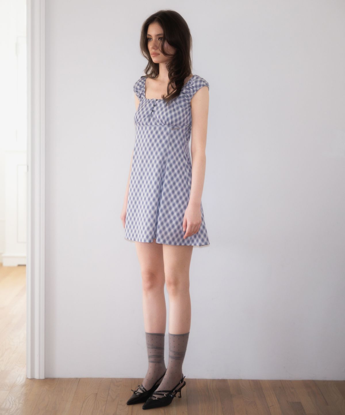 로제프란츠(ROSEFRANTZ) Puff Sleeve Romantic Mini Dress [Navy]
