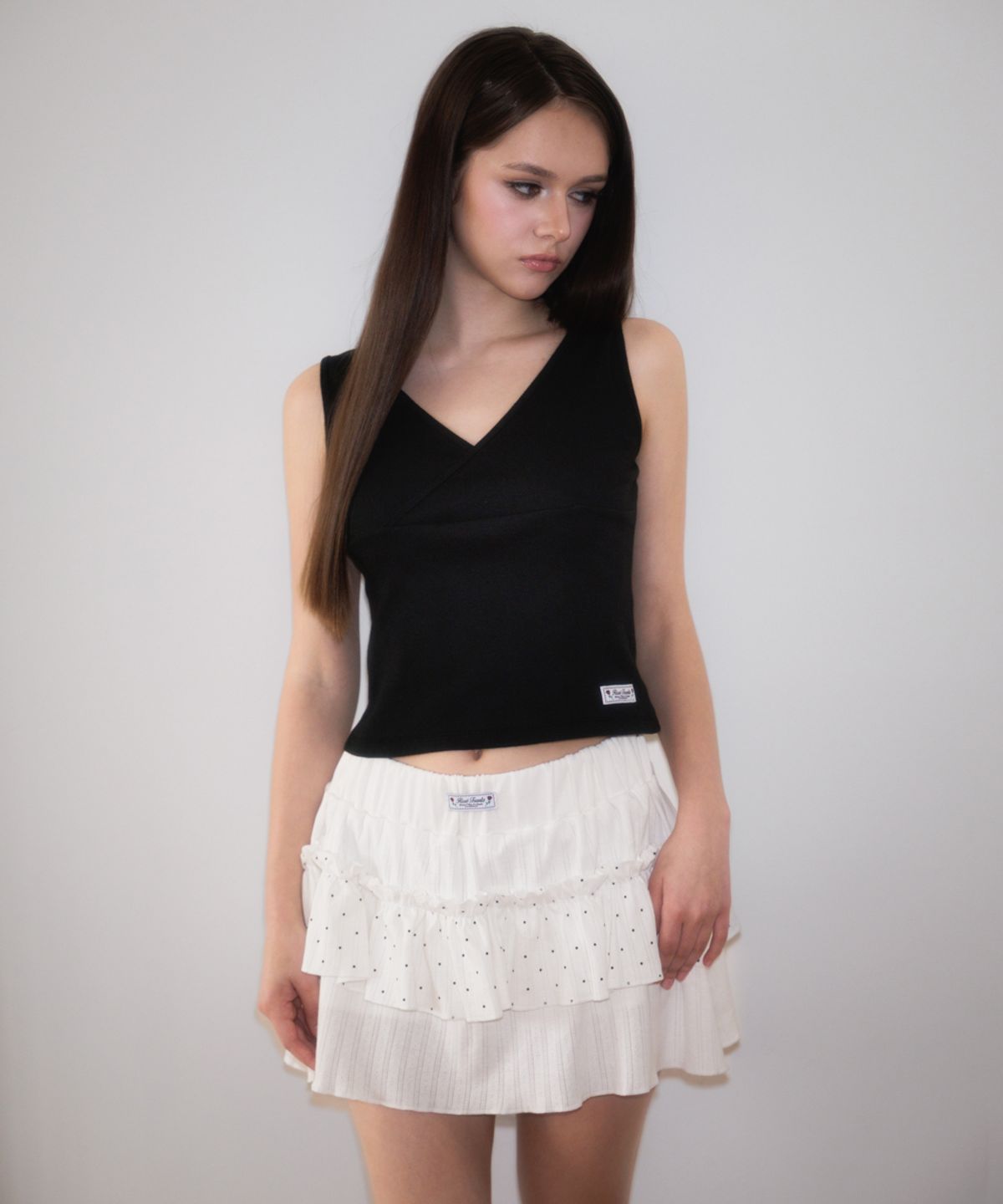 로제프란츠(ROSEFRANTZ) Wrap V-neck sleeveless [Black]