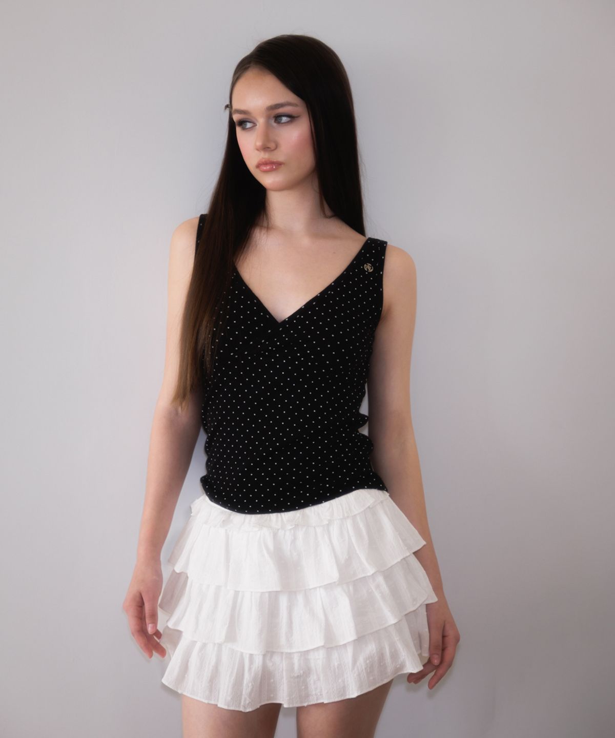 로제프란츠(ROSEFRANTZ) Dot V-neck Layered Sleeveless [Black]