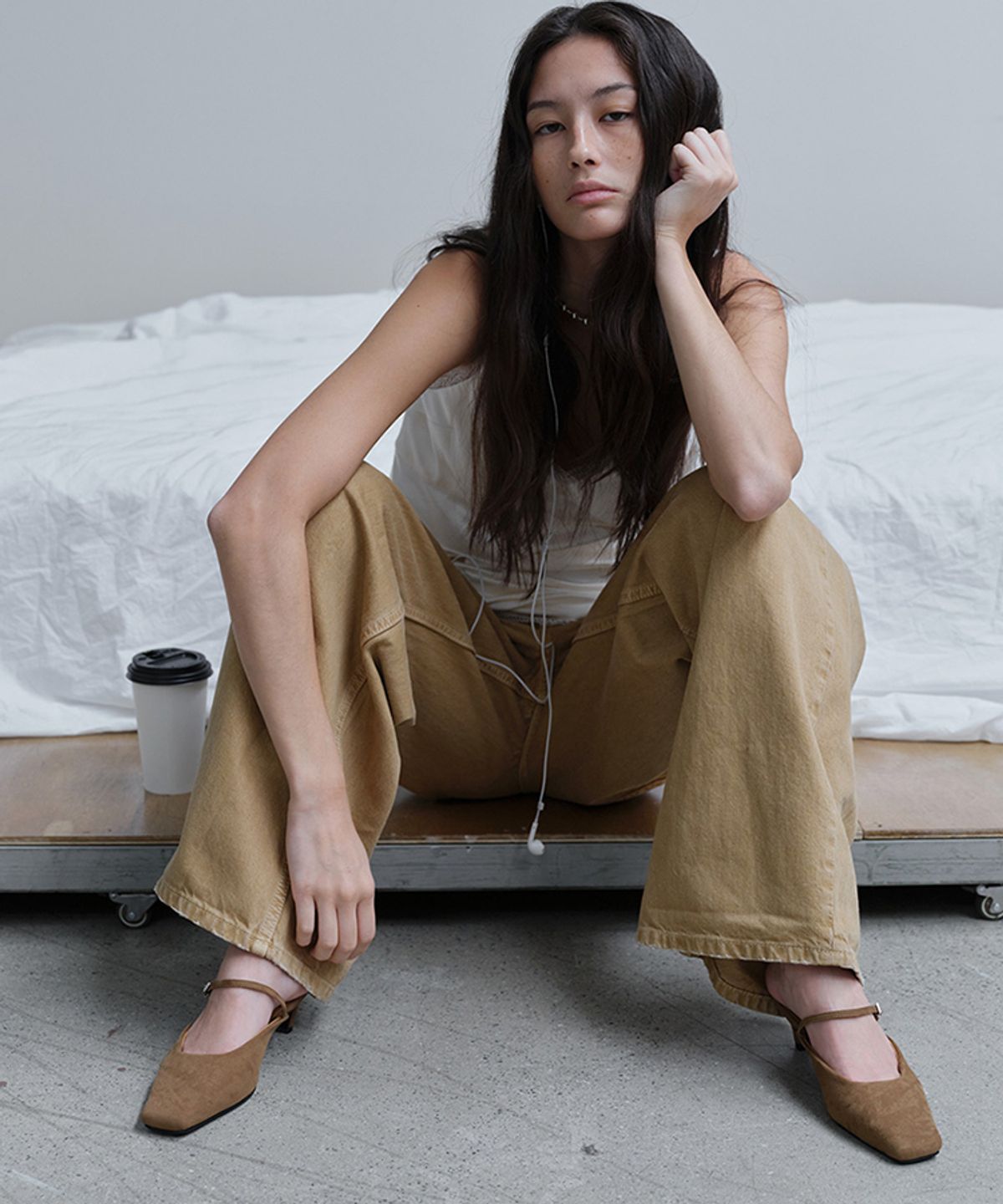 코르베(CORVE) ELARA / 엘라라 스트랩 뮬 (2colors)