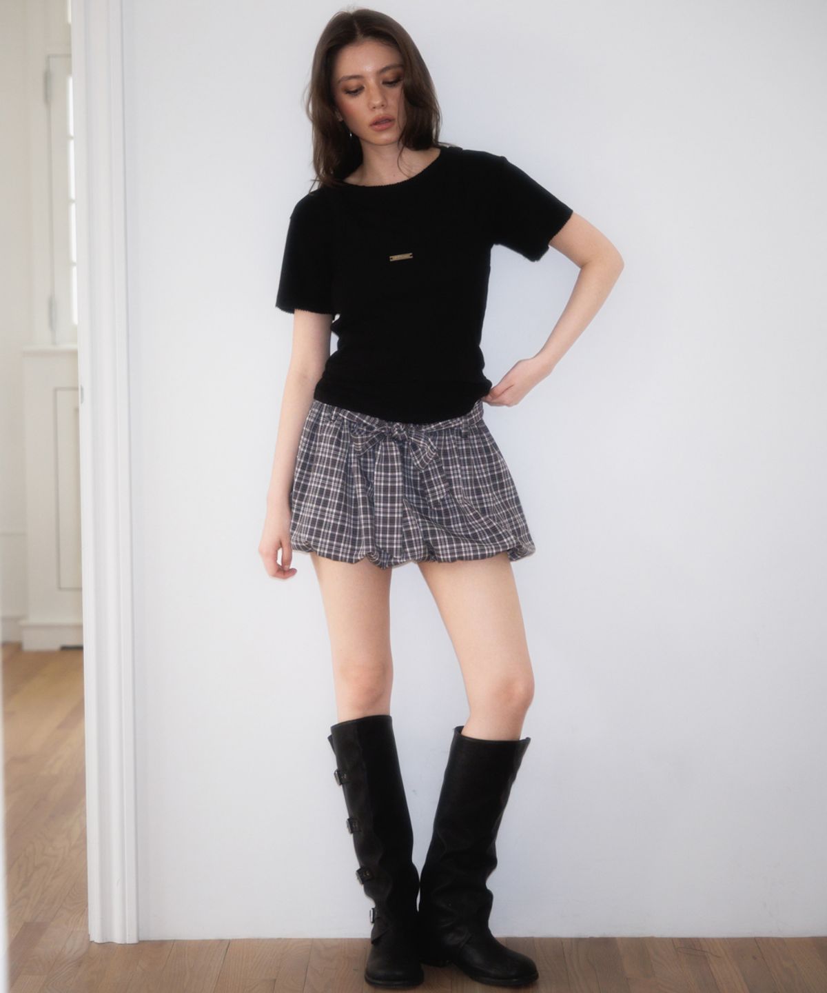 로제프란츠(ROSEFRANTZ) Soft Punching Lace T-shirt [Black]