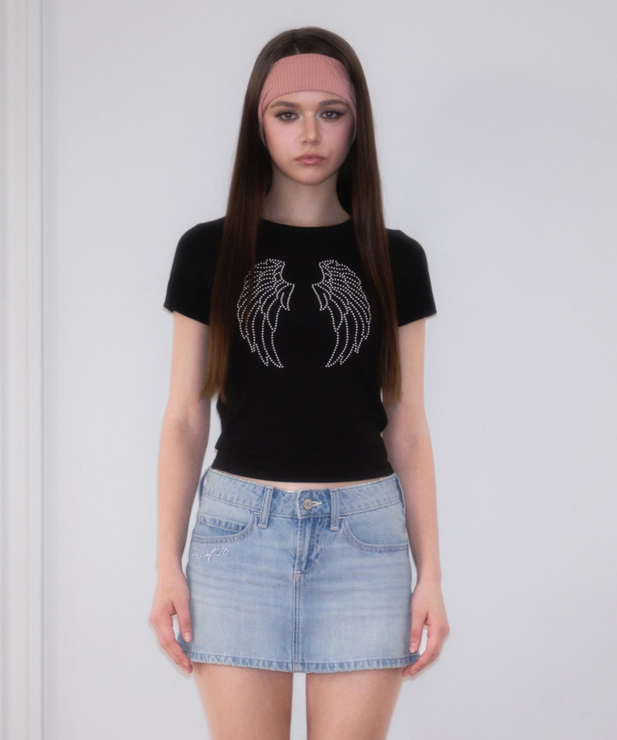 로제프란츠(ROSEFRANTZ) Sparkle Angel Wing T-shirt [Black]
