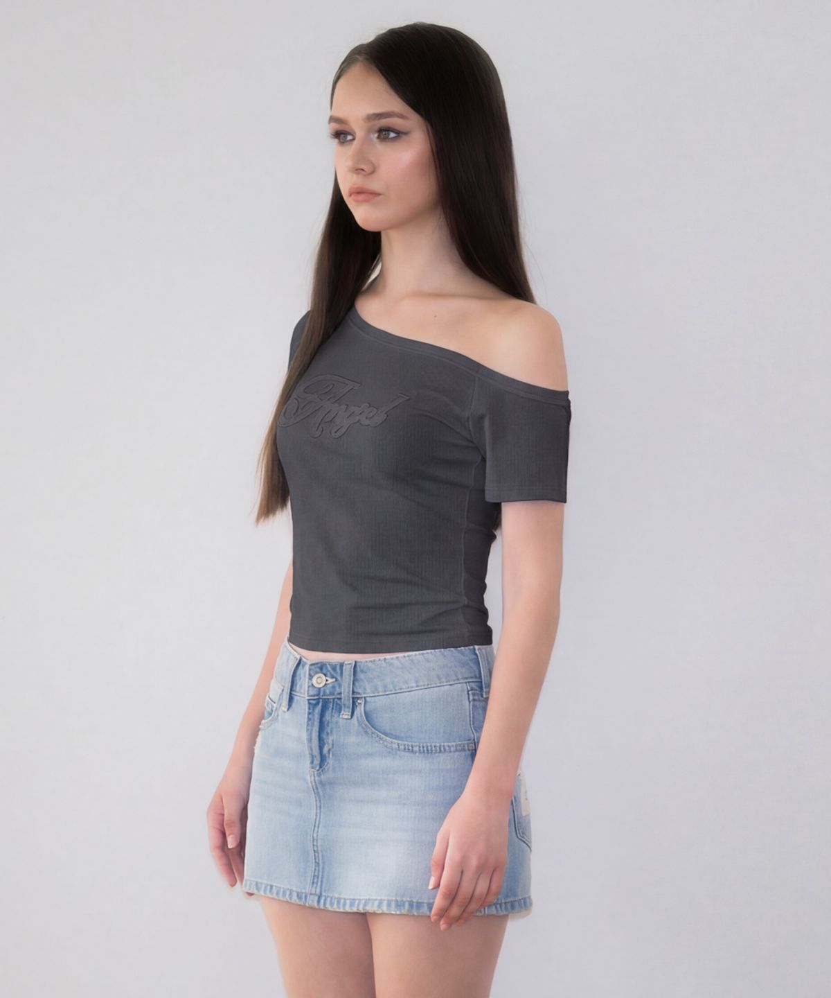로제프란츠(ROSEFRANTZ) Sweet Angel Patchwork T-shirt [Charcoal]