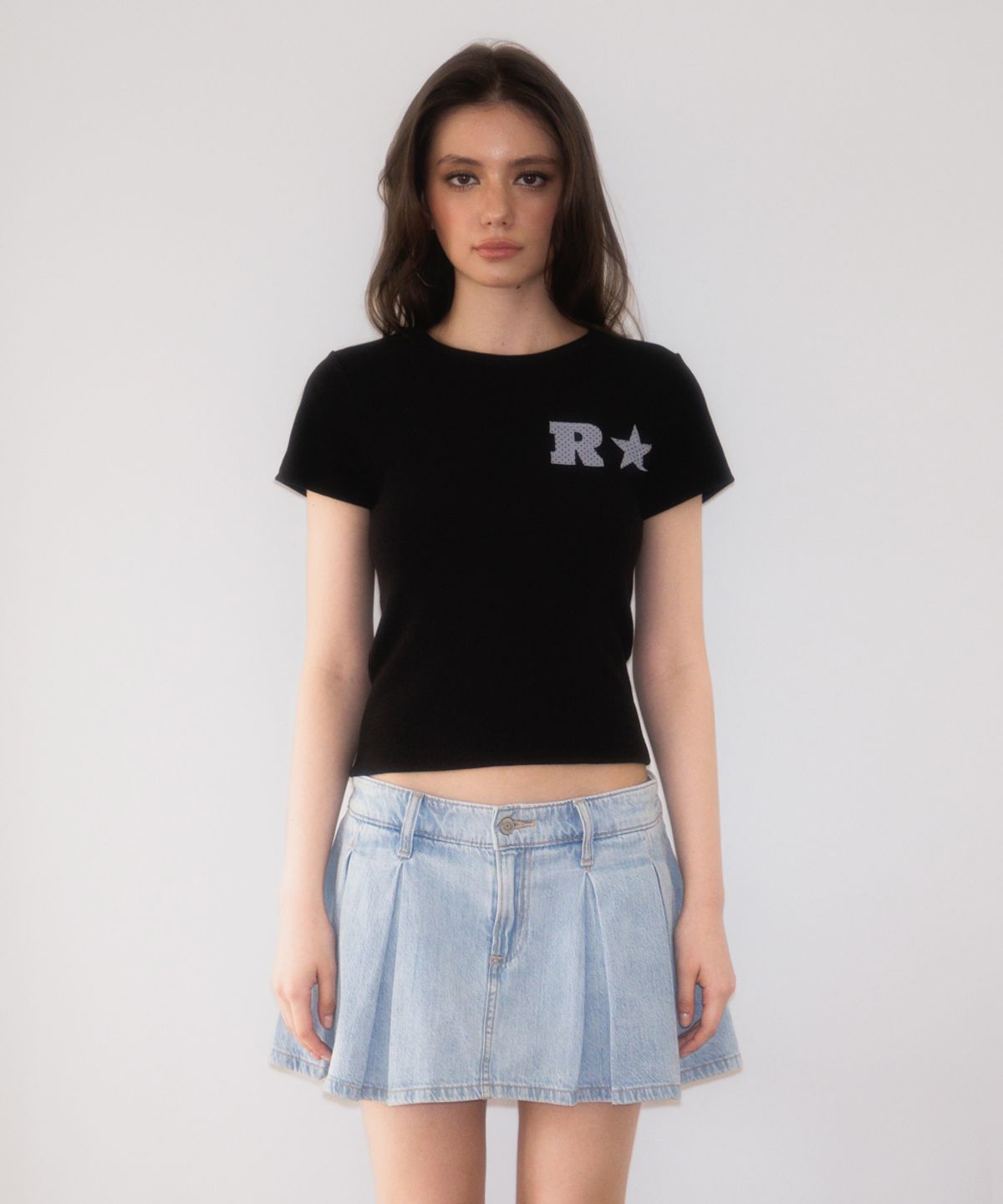 로제프란츠(ROSEFRANTZ) R Star Logo T-shirt [Black]
