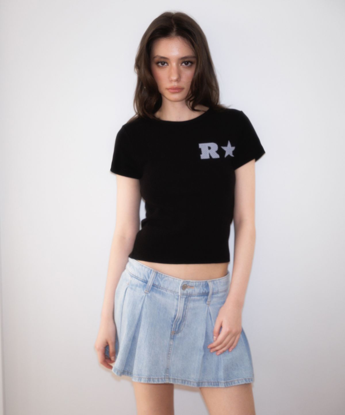 로제프란츠(ROSEFRANTZ) R Star Logo T-shirt [Black]