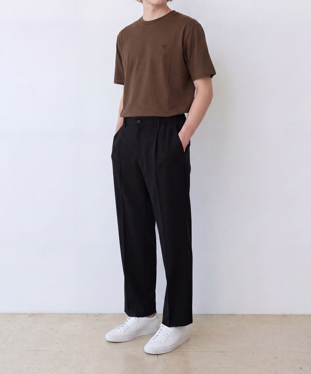 에든버러클럽(EDINBURGH CLUB) ESSENTIAL EMBROIDERY T-SHIRT (BROWN)