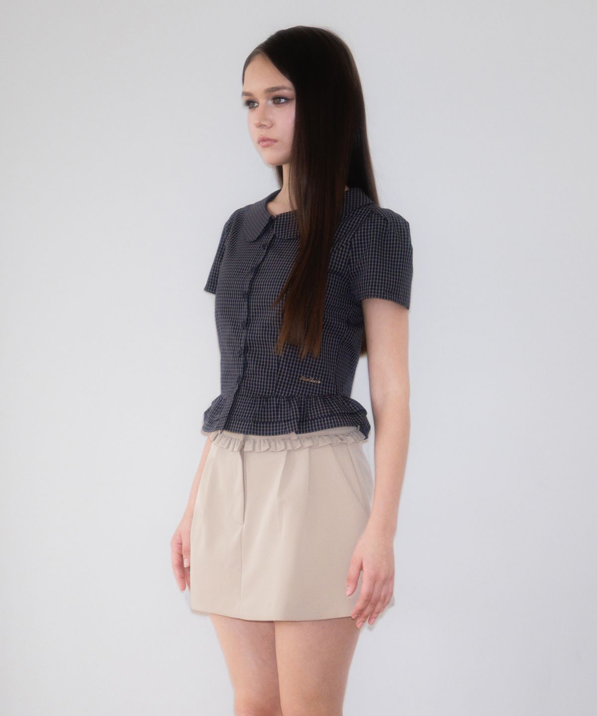 로제프란츠(ROSEFRANTZ) Puff Sleeve Peplum Check Blouse [Navy]
