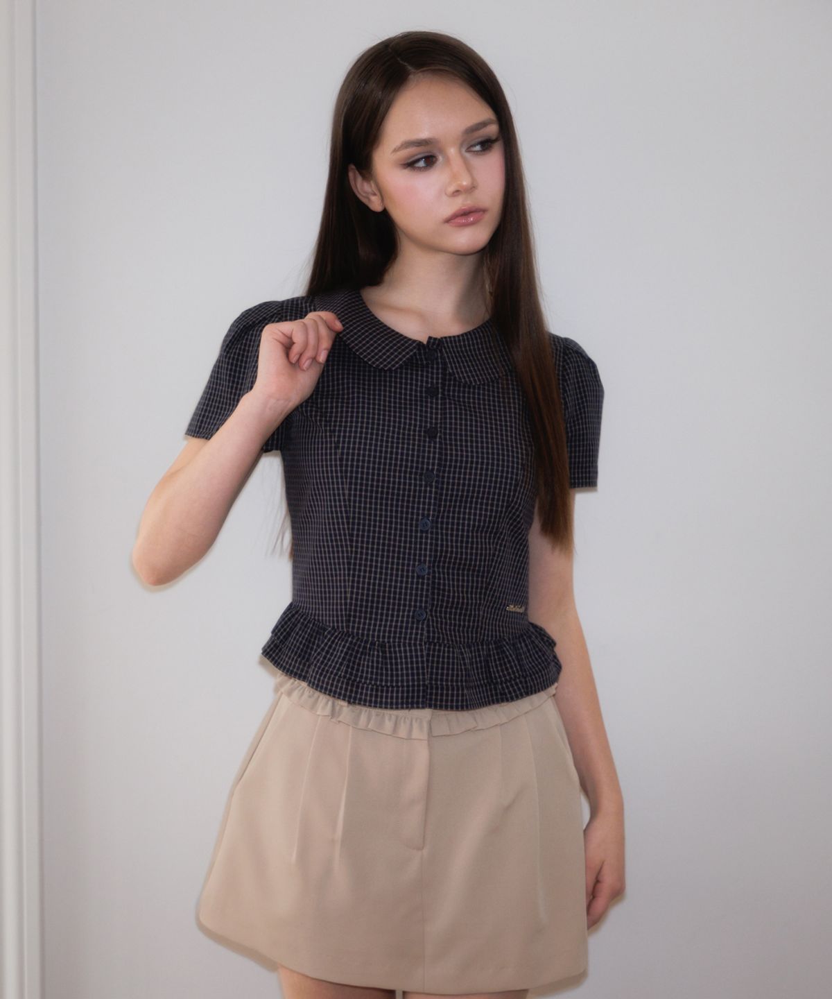 로제프란츠(ROSEFRANTZ) Puff Sleeve Peplum Check Blouse [Navy]