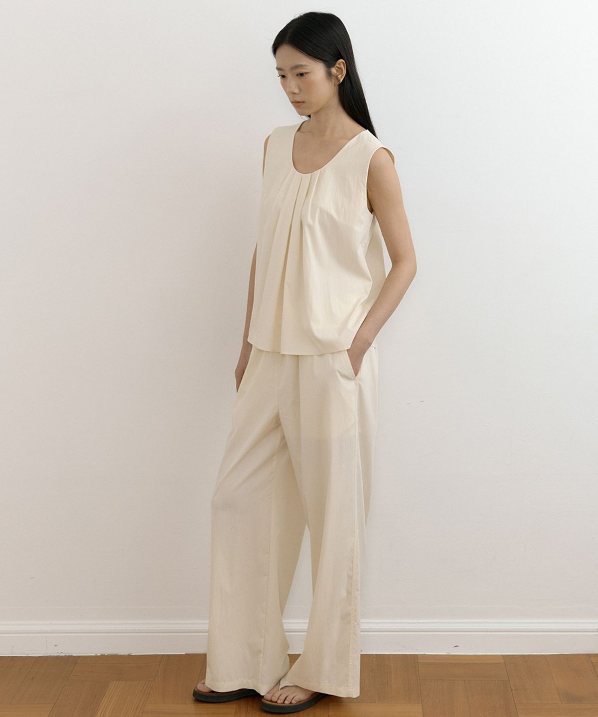 링서울(LINGSEOUL) relaxed rayon banding pants-cream