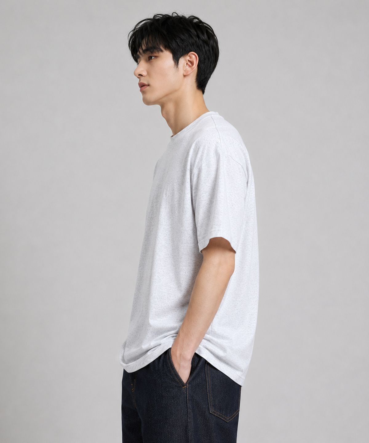 에이던엠(ADERNM) 시그니처 라운드 무지 티셔츠 화이트멜란지