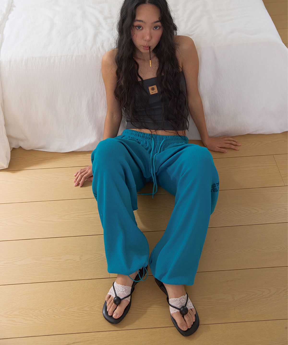 바이아덜스(BYOTHERS) Sphere Linear Sandals