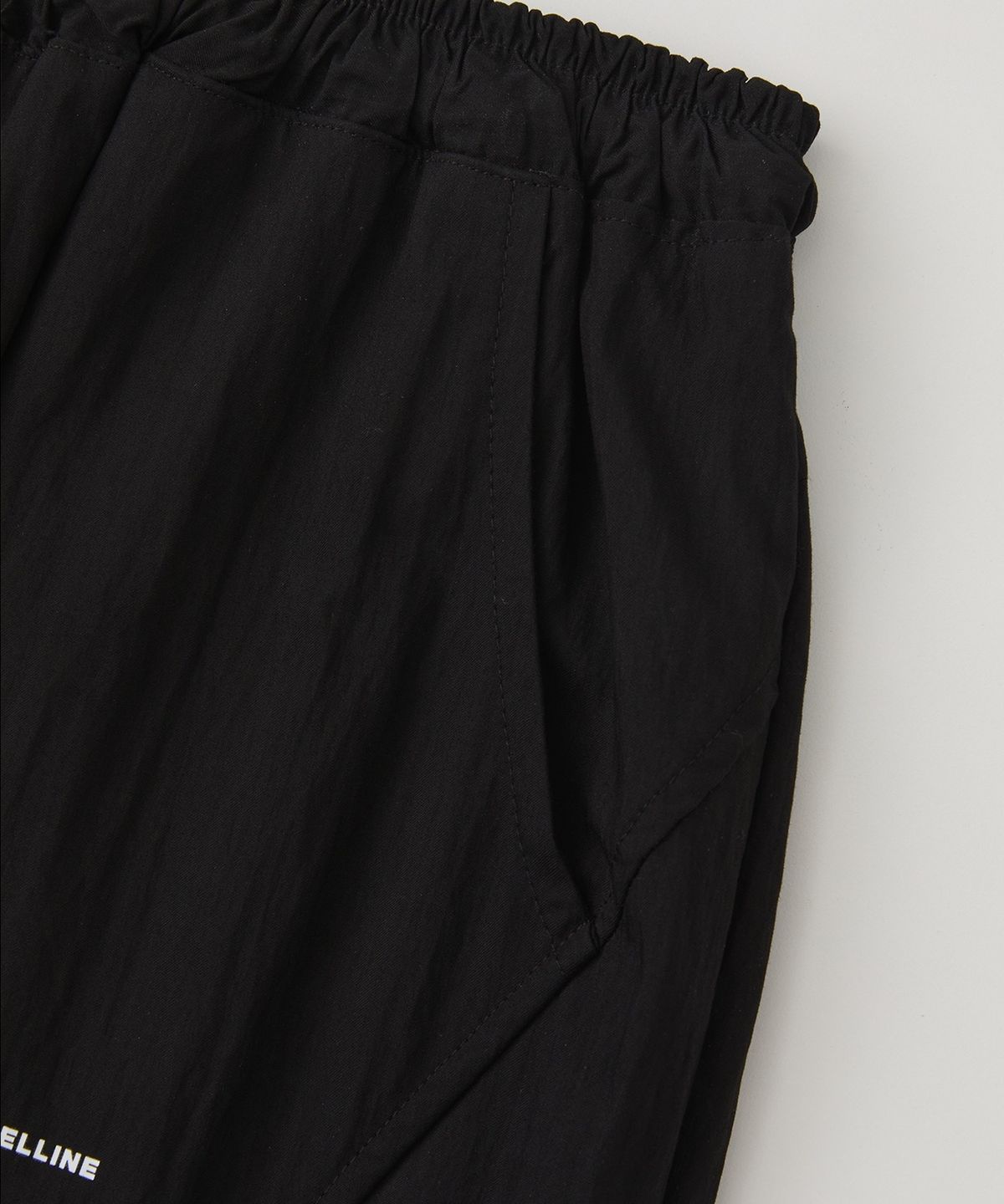 로우넬라인(LOW NELLINE) MAC CURVED MESH NYLON PANTS_BLACK