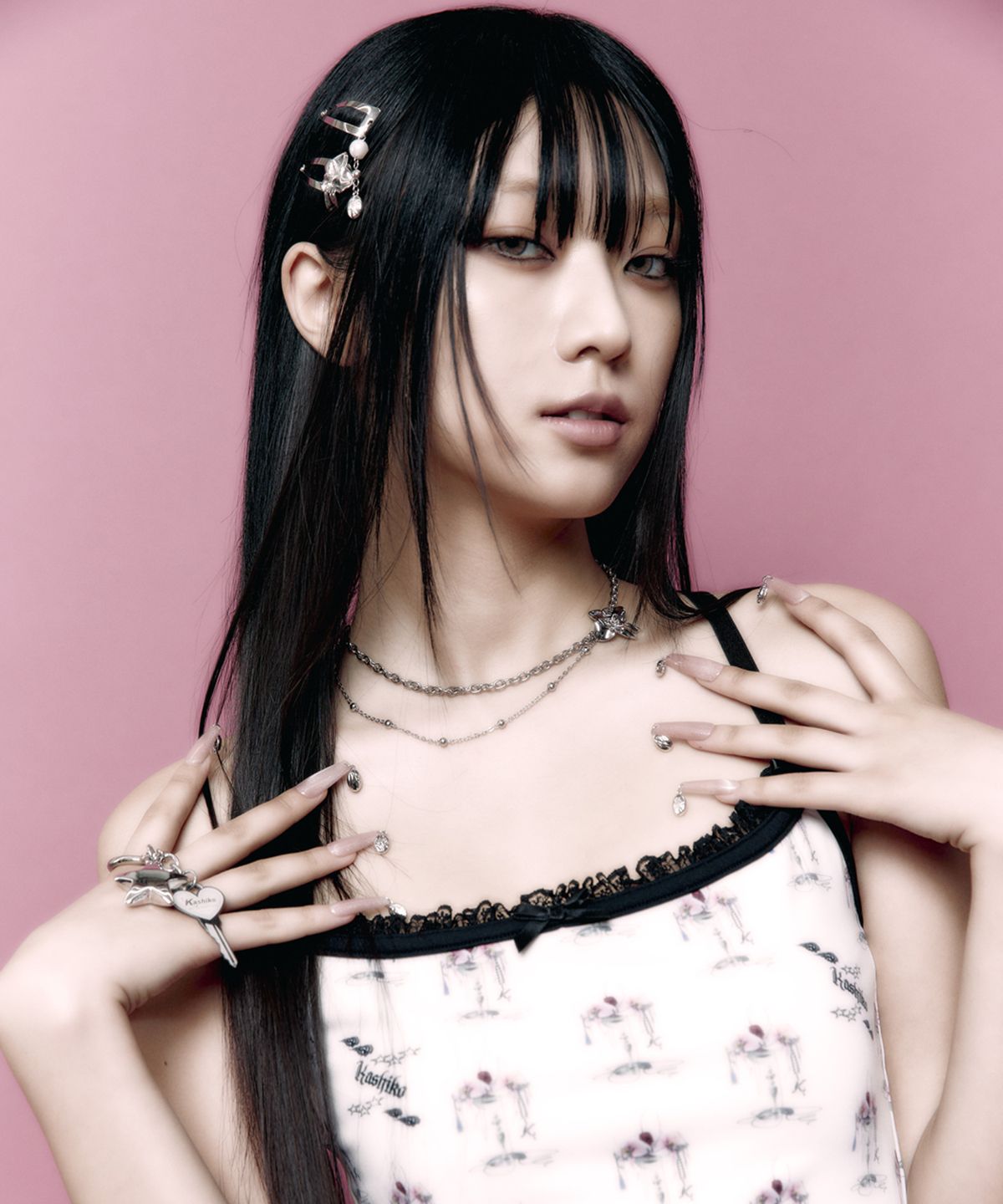 카시코(KASHIKO) Layered Orchid Necklace