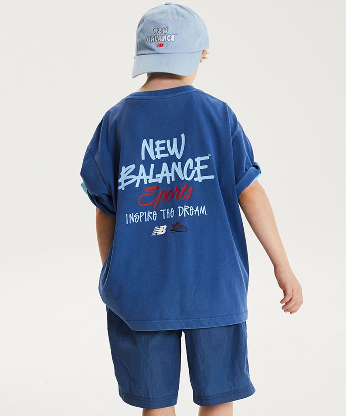 뉴발란스 키즈(NEWBALANCEKIDS) METALIC SUMMER_피그먼트+우븐 반바지 셋업 아동 상하복 NK9YG2761U50