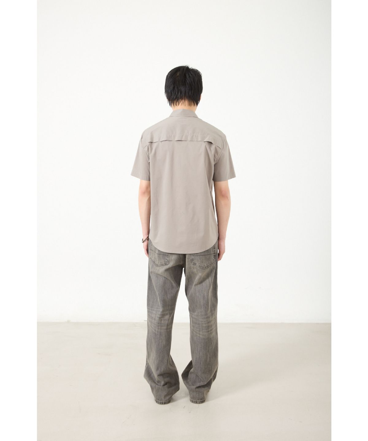 해칭룸(HATCHINGROOM) Plaket Shirt Beige