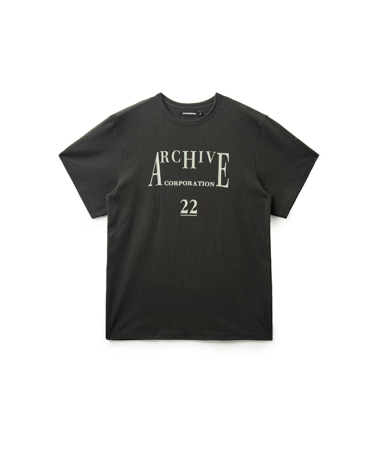 해칭룸(HATCHINGROOM) Archive Corporation Tee Charcoal