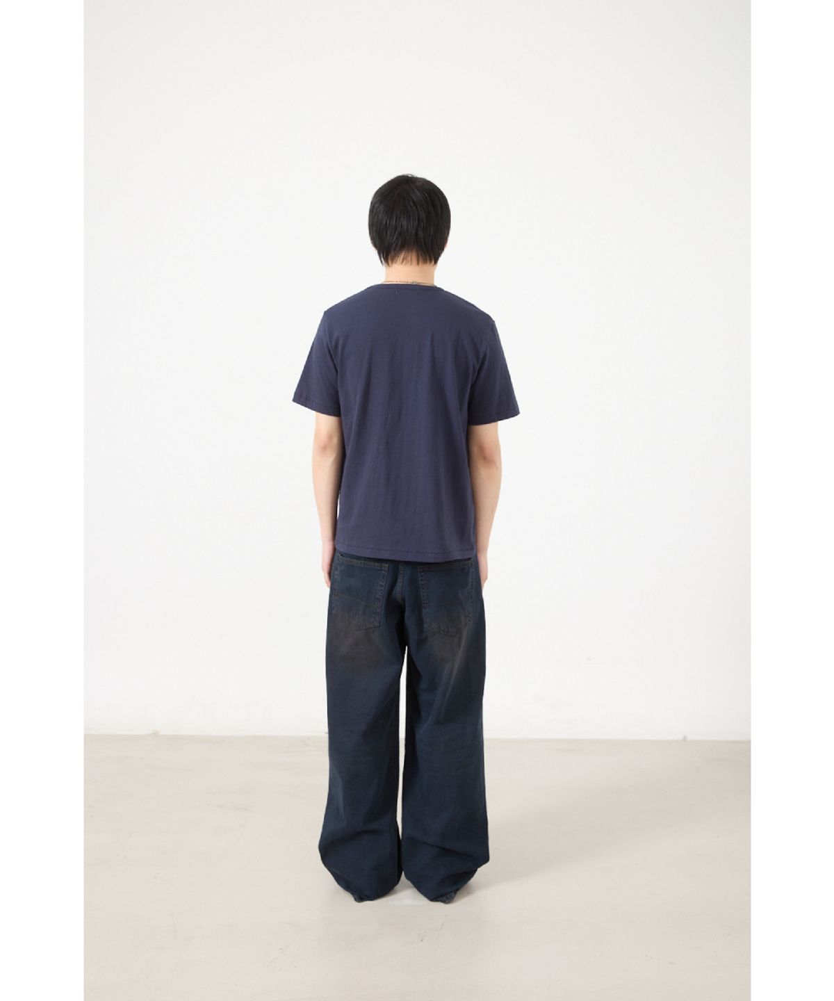 해칭룸(HATCHINGROOM) Archive Corporation Tee Navy