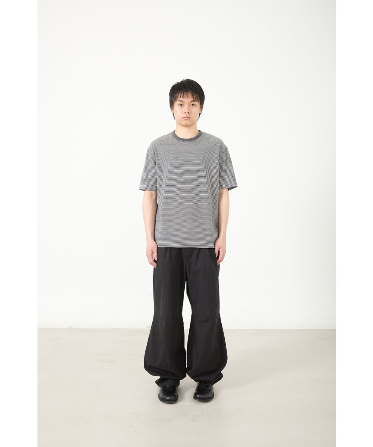 해칭룸(HATCHINGROOM) Two Face Tee 1/2 Charcoal