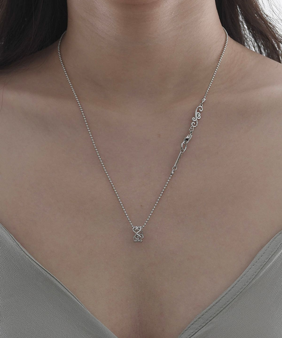 러브트릭스(LOVETRIX) Heart Lace Bangle Necklace