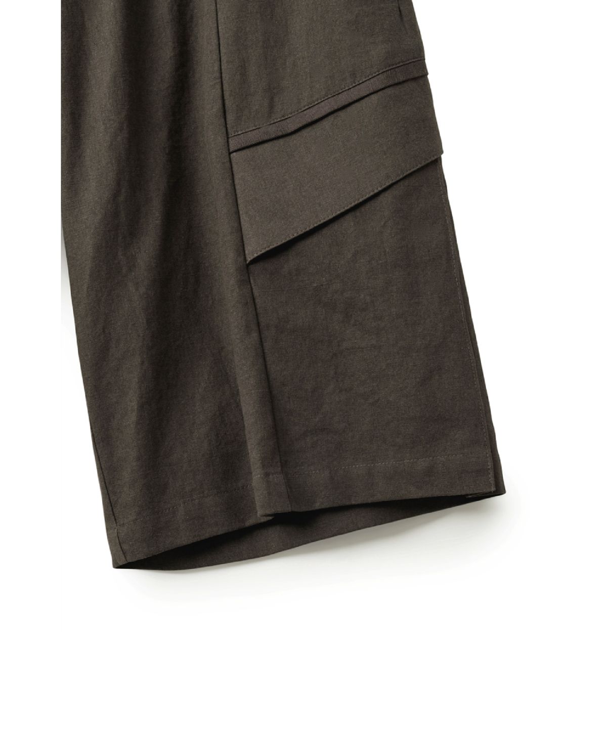해칭룸(HATCHINGROOM) Flap Shorts Mud Brown