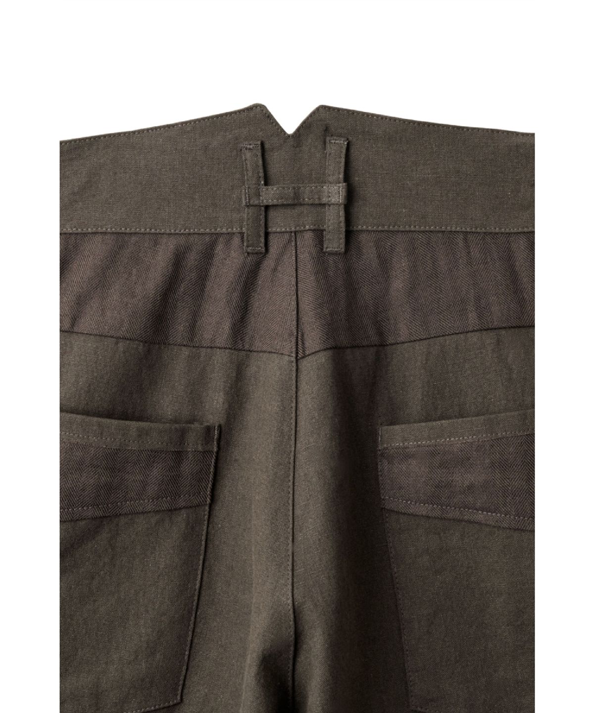 해칭룸(HATCHINGROOM) Flap Shorts Mud Brown
