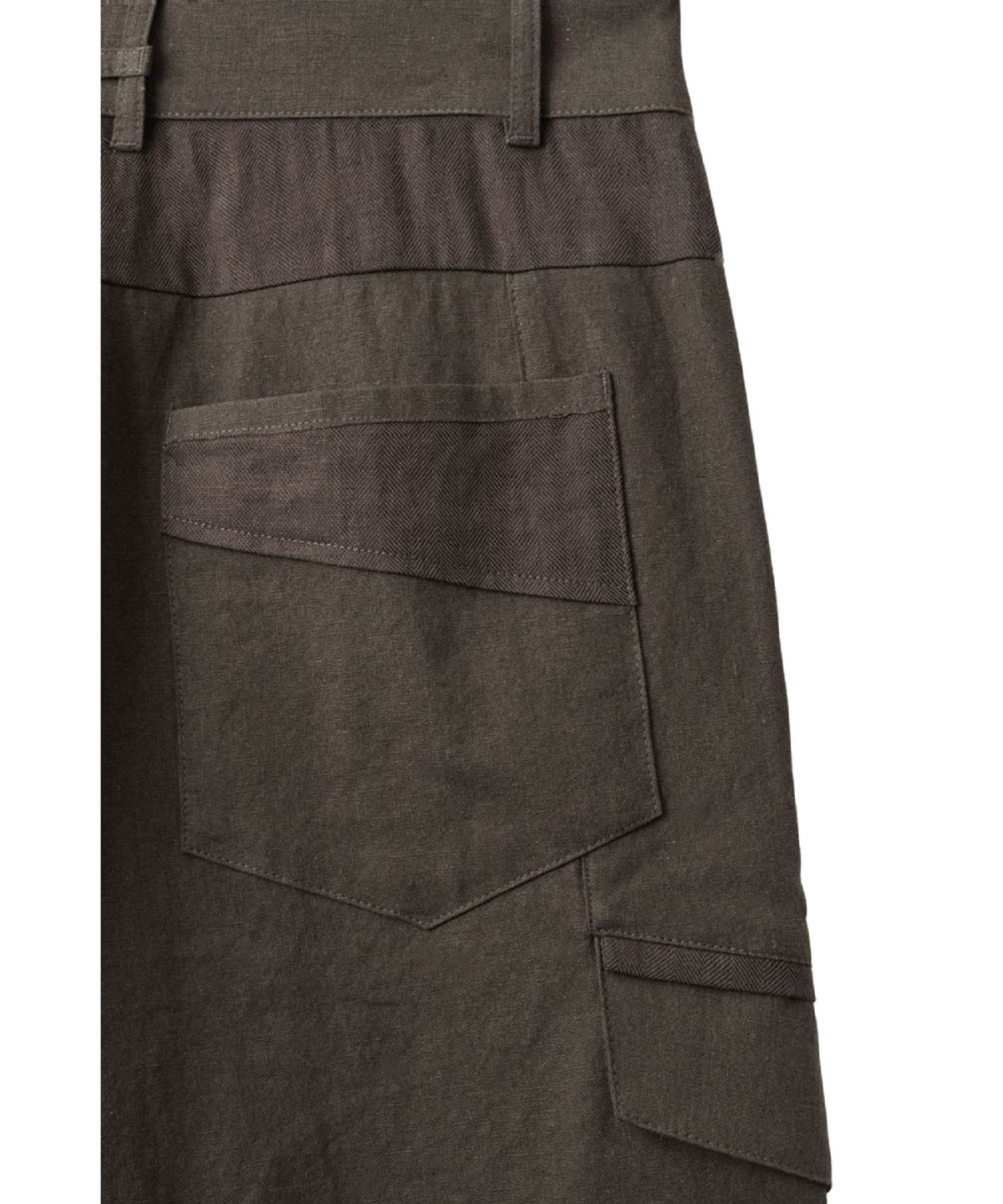 해칭룸(HATCHINGROOM) Flap Shorts Mud Brown