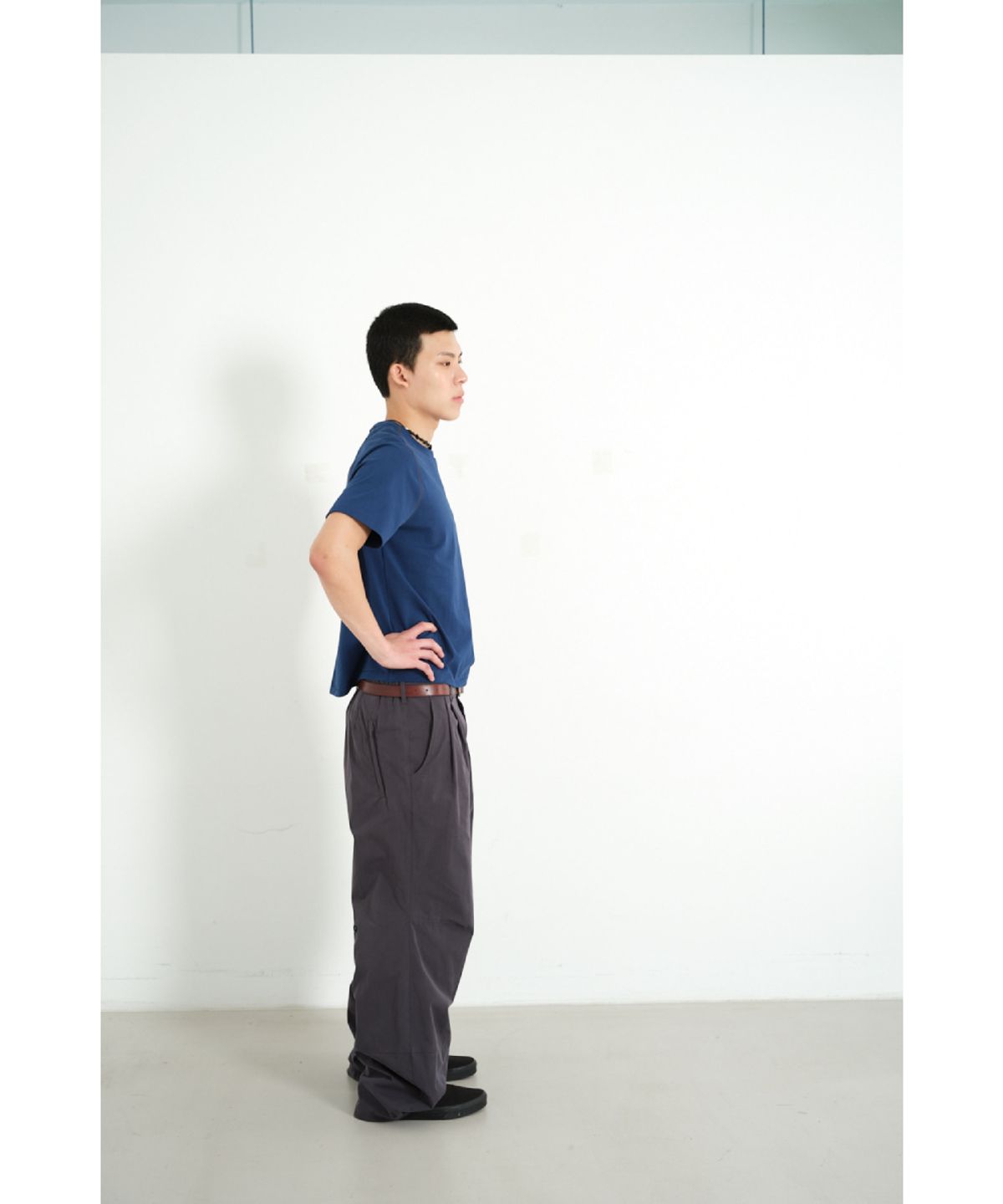 해칭룸(HATCHINGROOM) Volume Pants CN Blue Charcoal