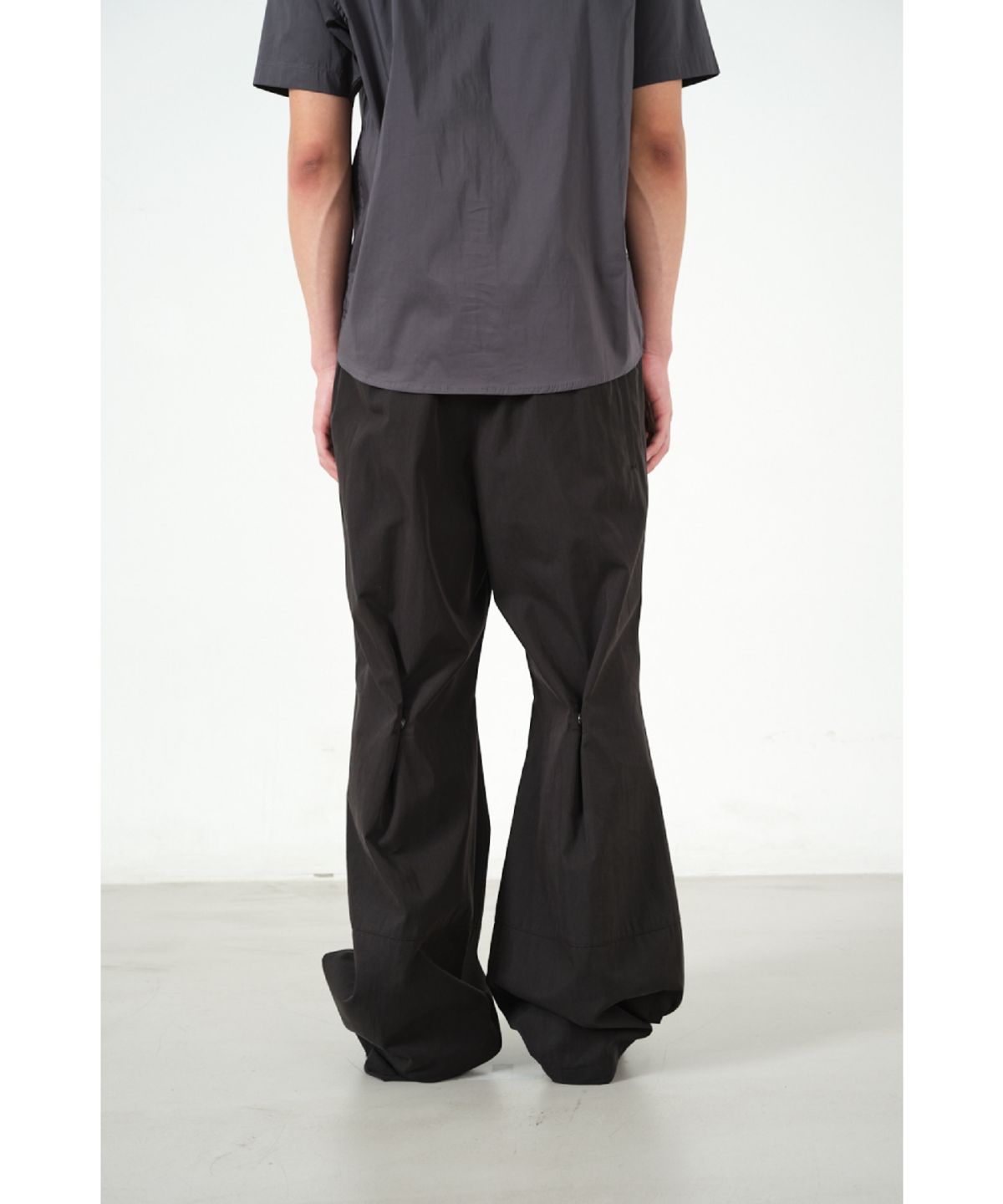 해칭룸(HATCHINGROOM) Volume Pants CN Ink Black