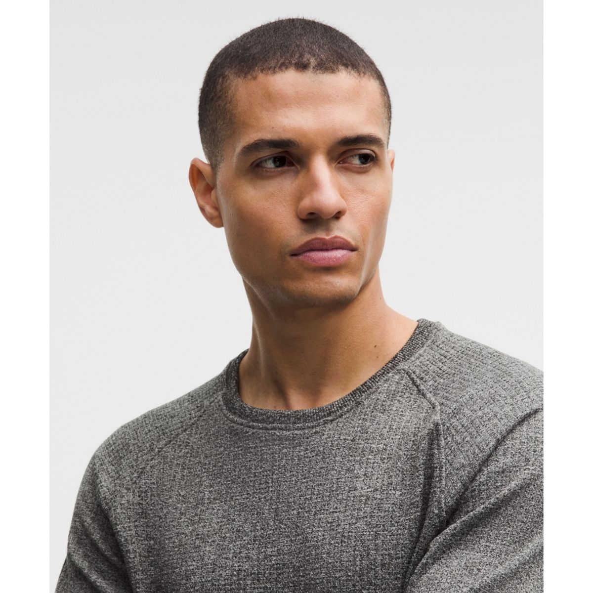 룰루레몬(LULULEMON) 엔지니어드 웜스 롱슬리브 크루  FEGY GGRE