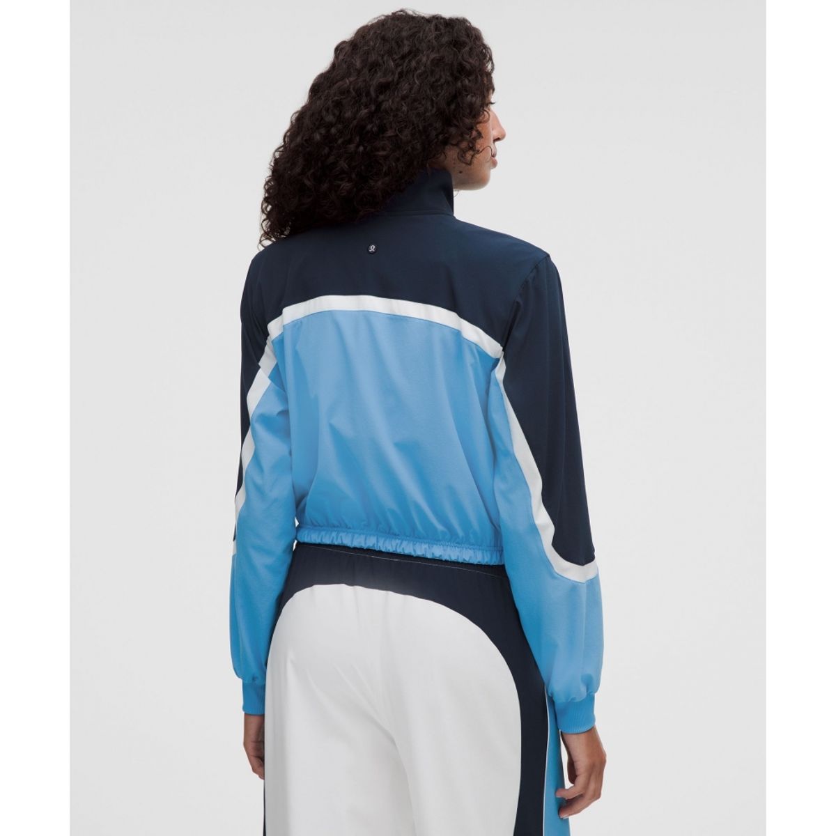 룰루레몬(LULULEMON) 코트 챔프 UV 프로텍티브 테니스 재킷  WHT OAVE CLBL