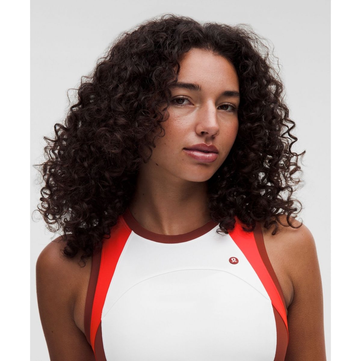 룰루레몬(LULULEMON) 코트 챔프 하이넥 테니스 탱크탑  WHT CRYE CACH