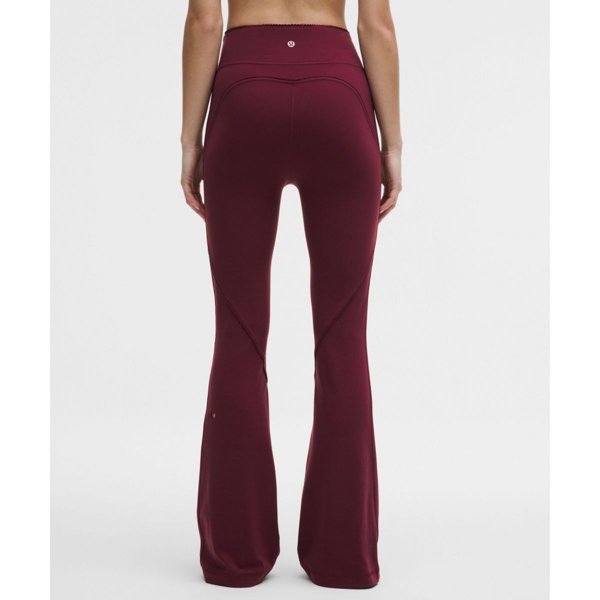 룰루레몬(LULULEMON) 그루브 노라인 하이라이즈 플레어드 팬츠 하트 *아시아 핏  BBAY