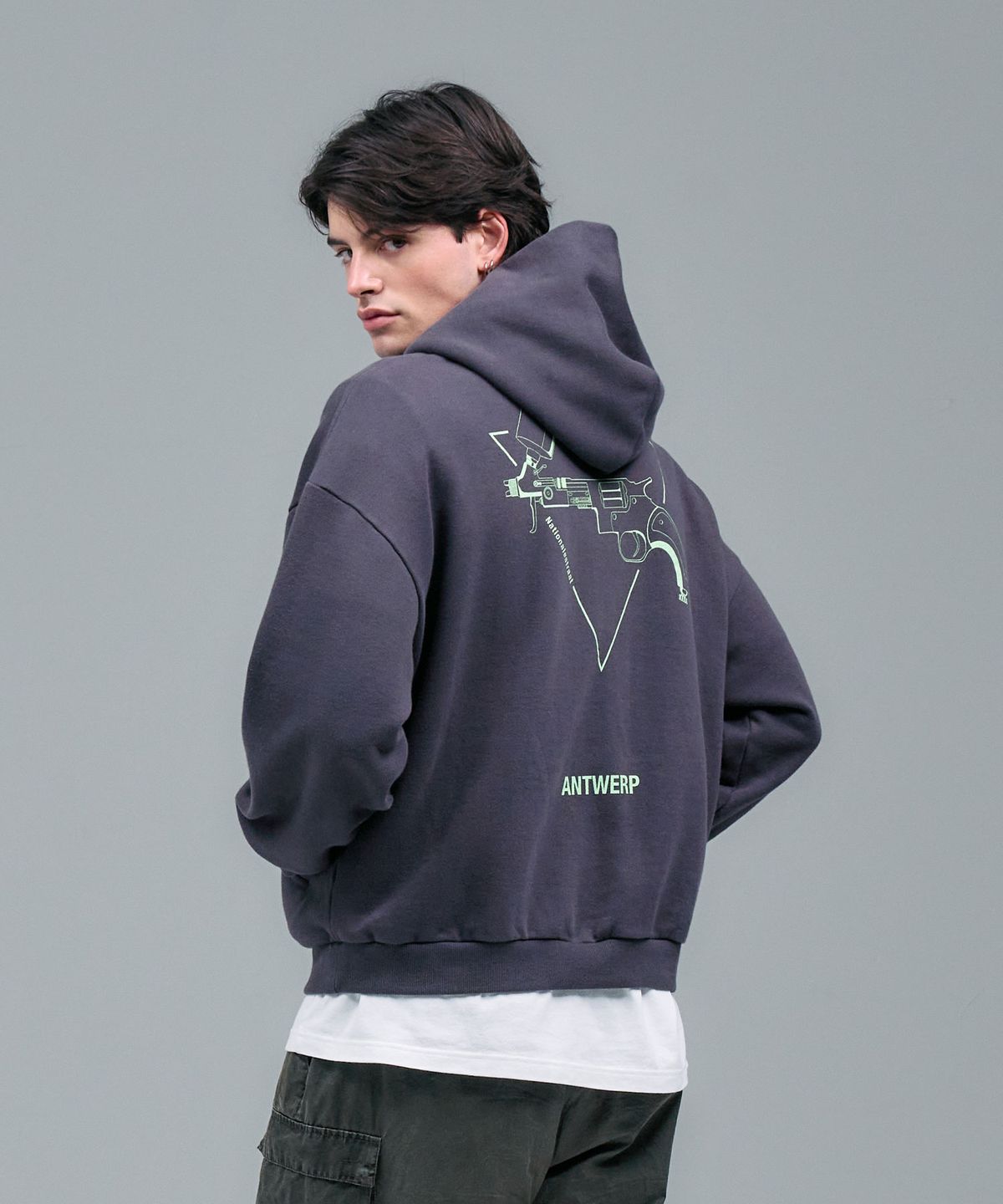 블레민크벨드(VLEMINCKVELD) ANTWERP Spray gun logo Box Hoodie_Gray, Green