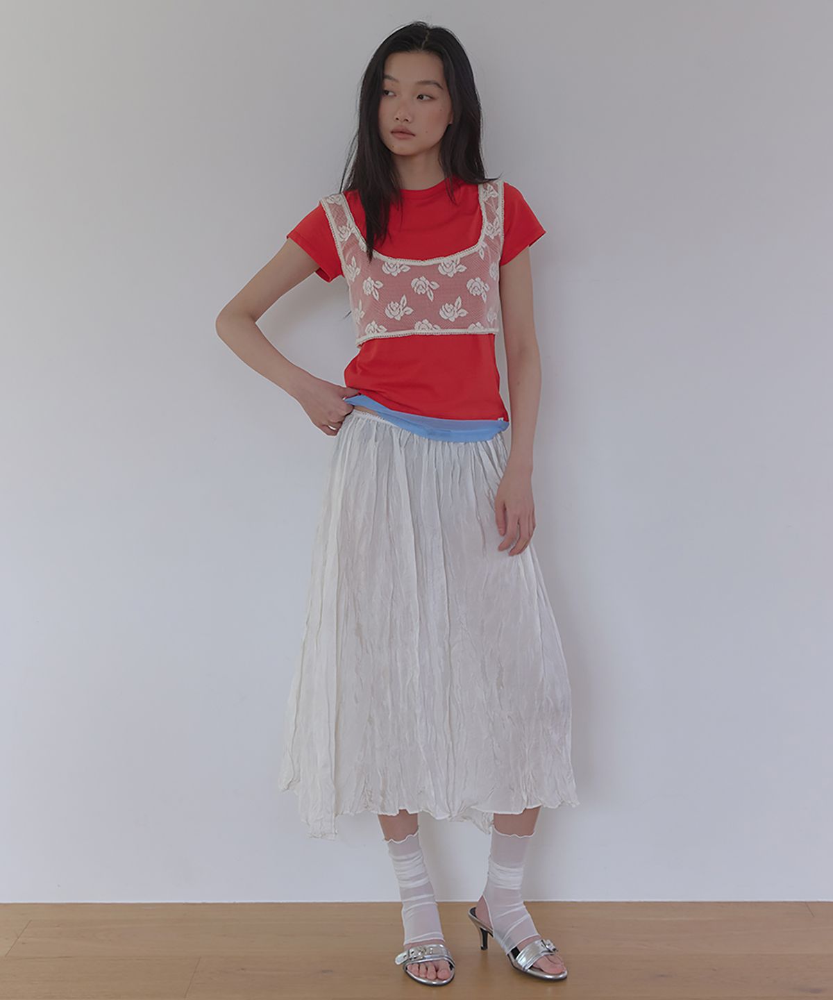 론크(LONQUE) ROSE LACE LAYERED BUSTIER TOP (CREAM)