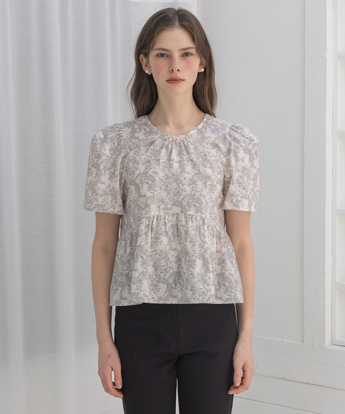 로트르드민(LAUTREDE MIN) Lautre Ette Ribbon Print blouse