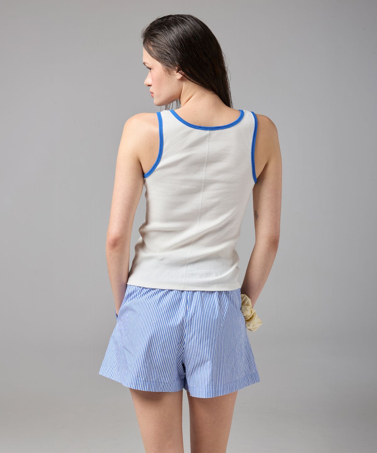 아웃도어 보이스(OUTDOOR VOICES) (W)LINING RINGER SLEEVELESS (WHITE)