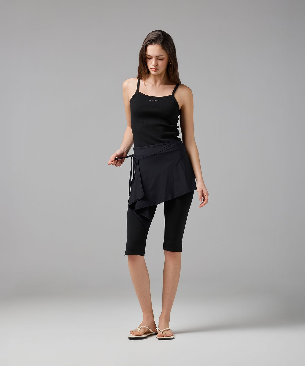 아웃도어 보이스(OUTDOOR VOICES) (W)ESSENTIAL STRAP SLEEVELESS (BLACK)